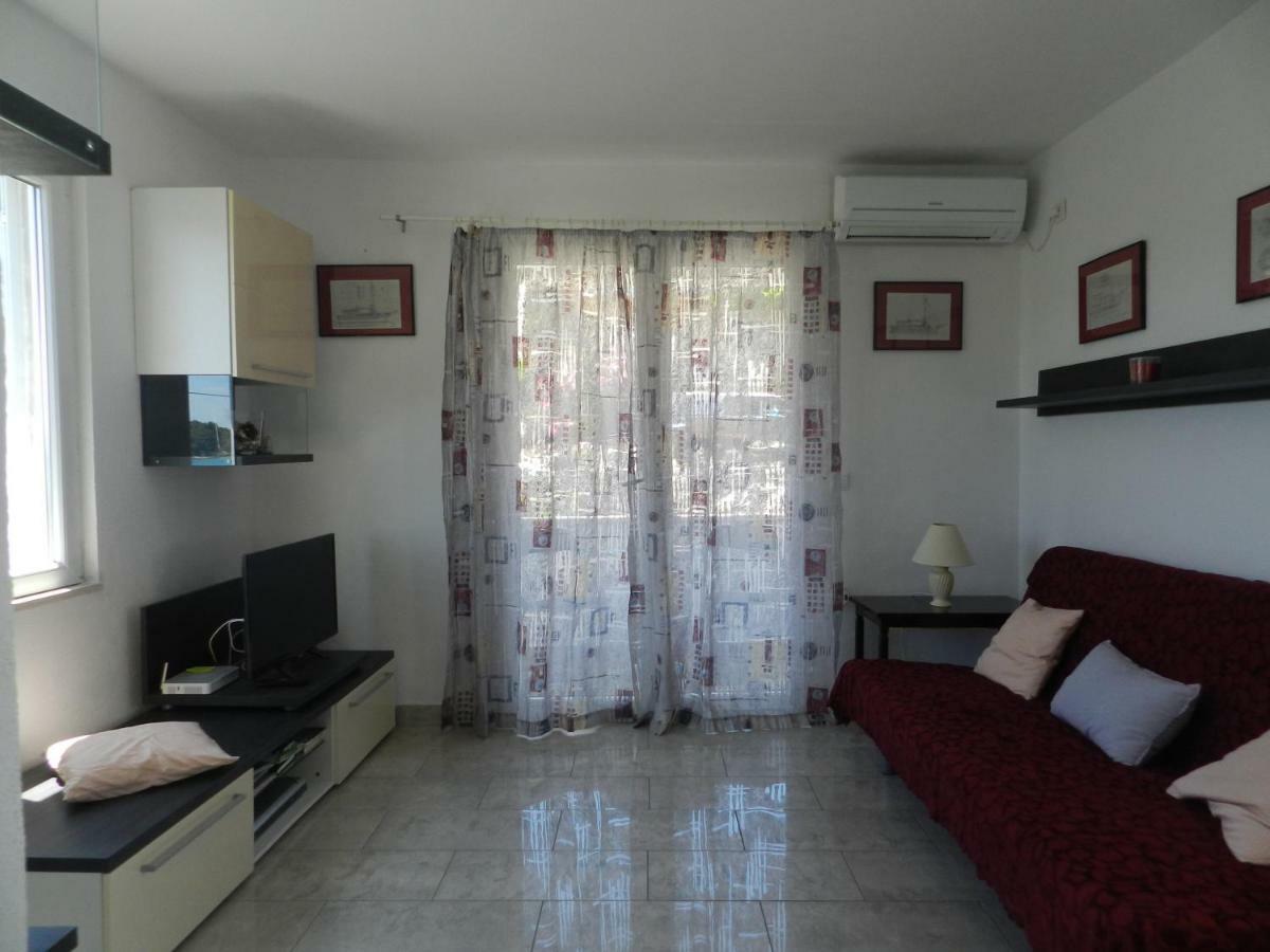 Apartment Eli 鲁巴达 外观 照片